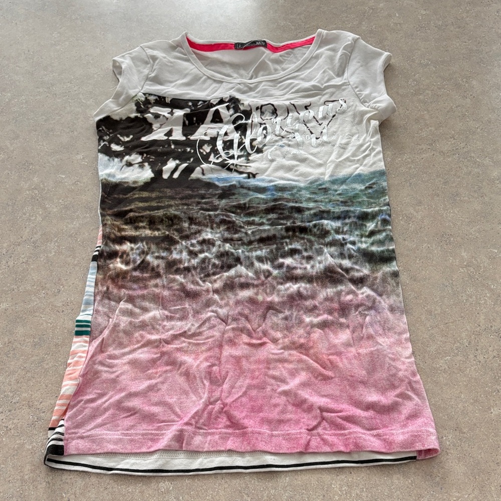 Women's Short Sleeve Graphic Tee - Pink and Black